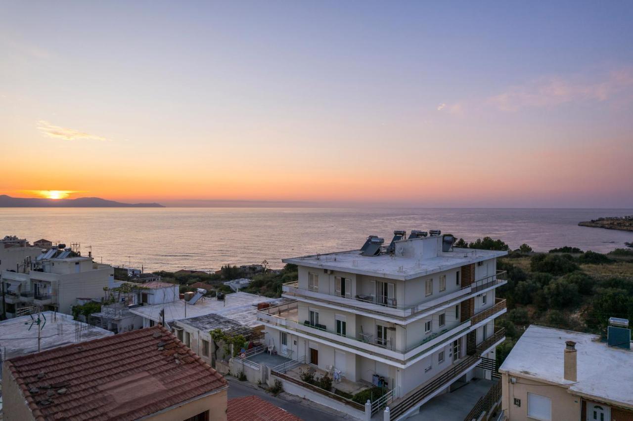 Dreamy View Inn Chrissi Akti Chania Exterior foto